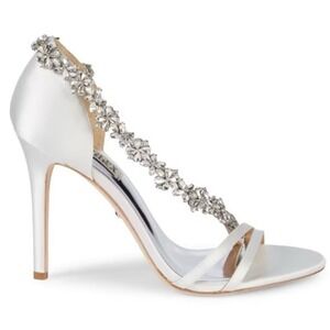 Badgley Mischka Sz 9 White Satin Strappy Heels Rhinestones Leather Sole Stiletto